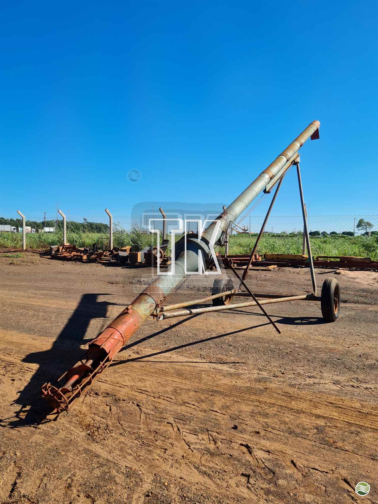 EQUIPAMENTOS ROSCA TRANSPORTADORA CHUPIM TK Tratores NOVA ANDRADINA MATO GROSSO DO SUL MS